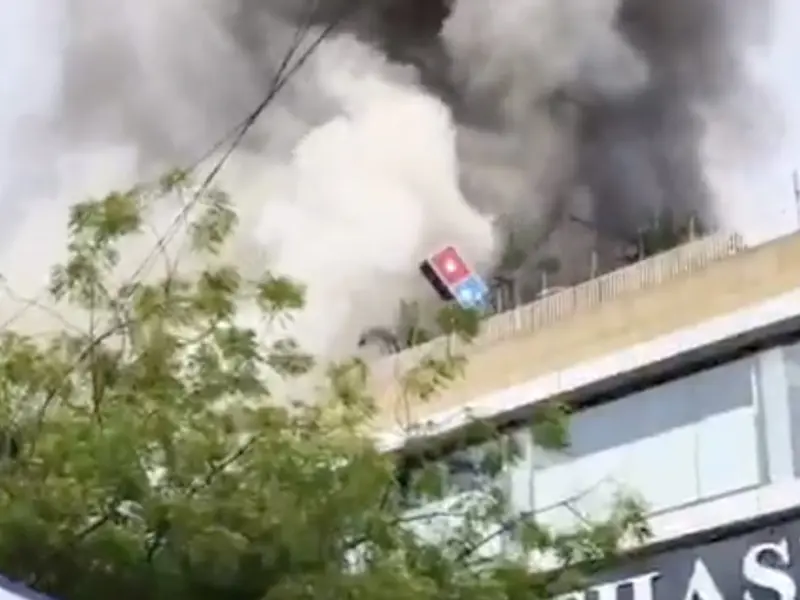 Delhi Coching Center 4Th And 5Th Floor Under Fire In Old Rajender Nagar. Details Reported.